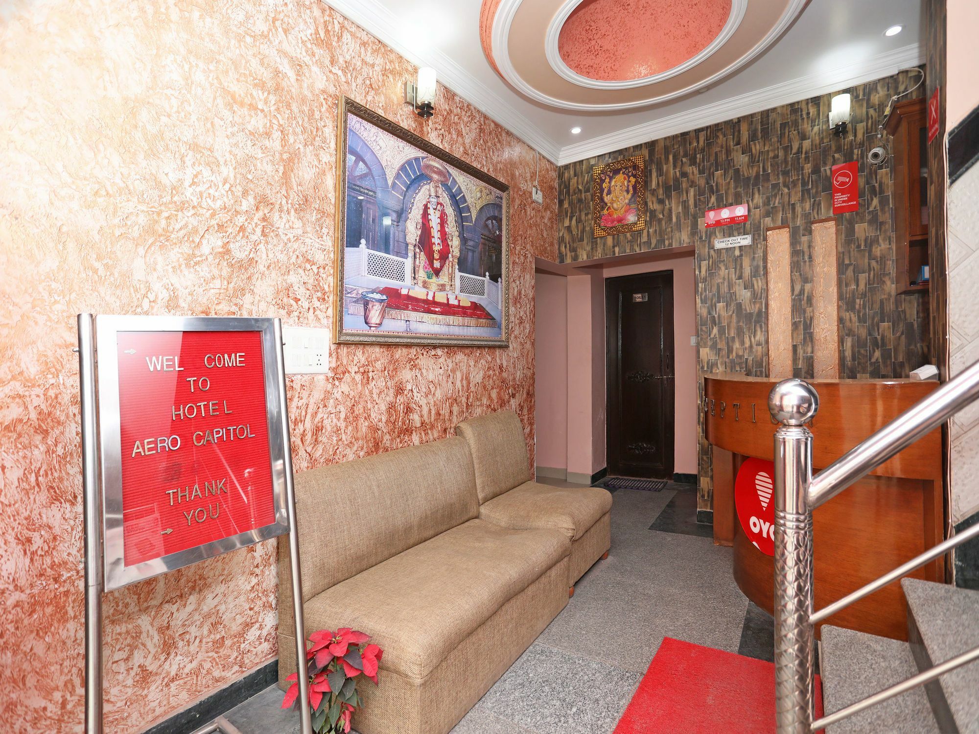Oyo 11312 Aero Capital Hotel New Delhi Ngoại thất bức ảnh