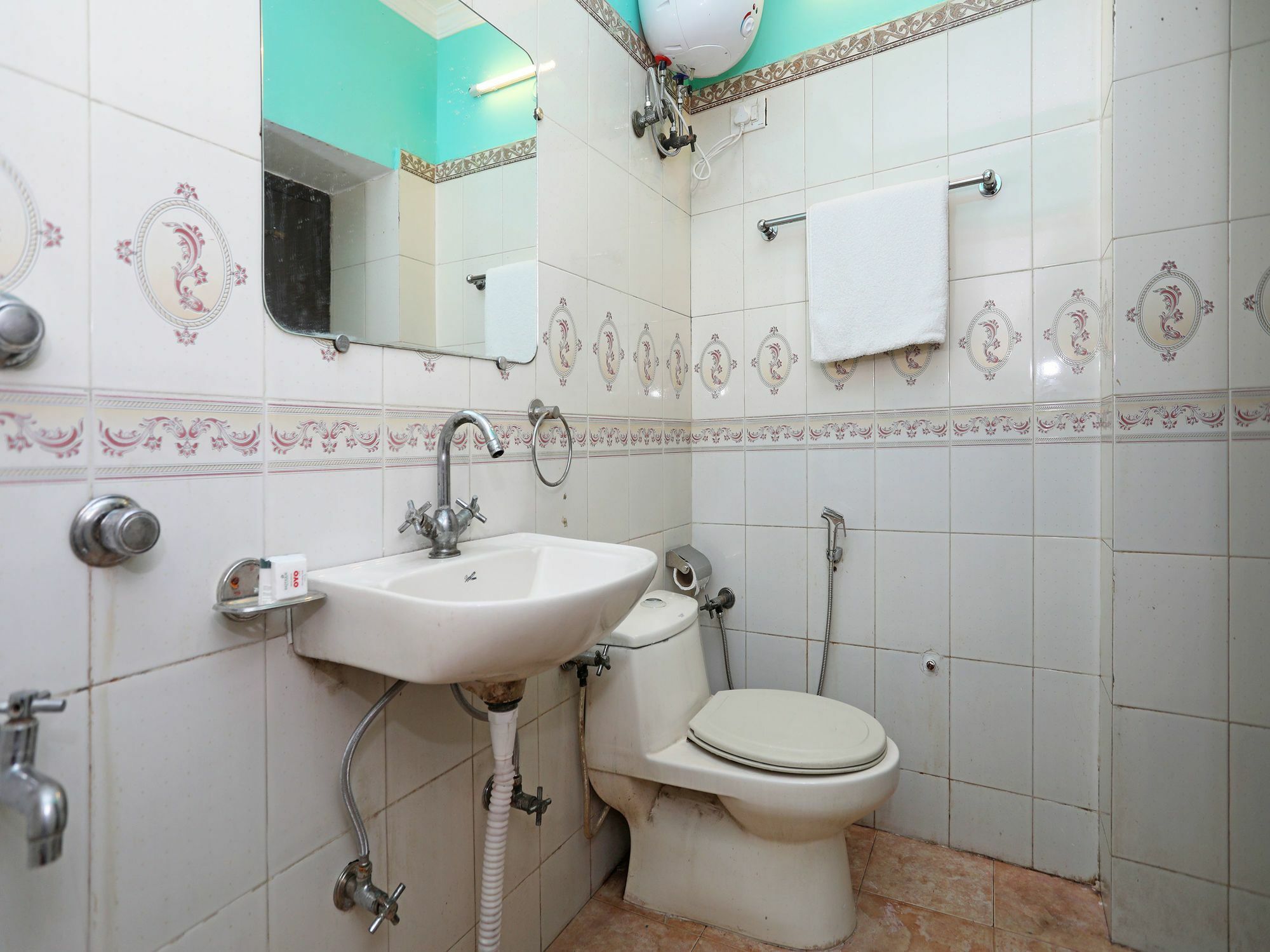 Oyo 11312 Aero Capital Hotel New Delhi Ngoại thất bức ảnh